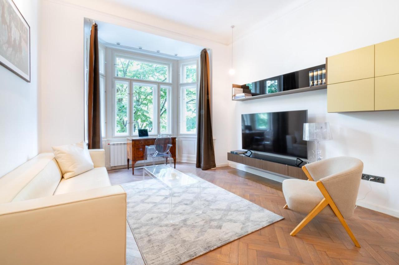 Apartament Elegant Paris Ave With A Terrace *