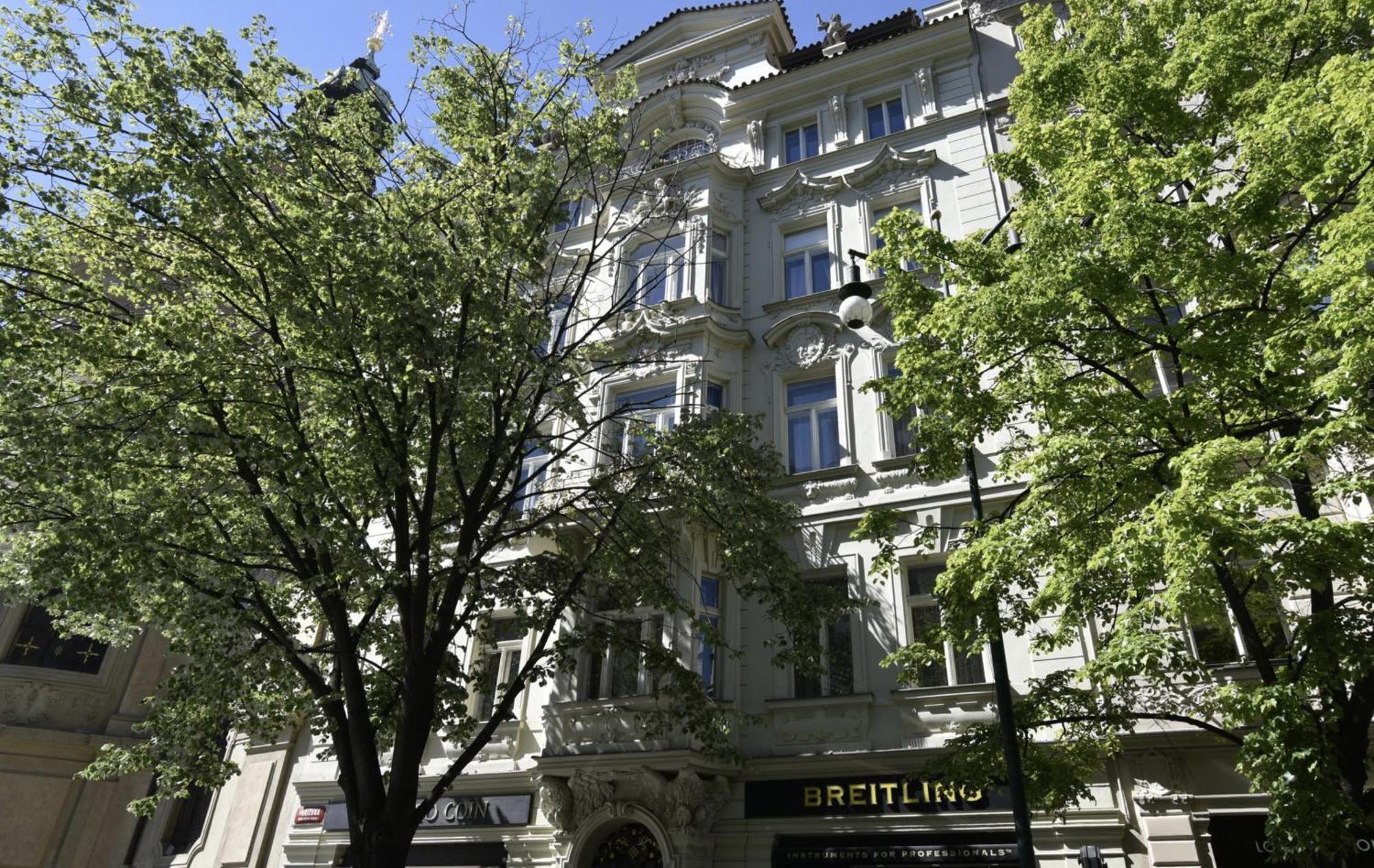 Apartament Elegant Paris Ave With A Terrace